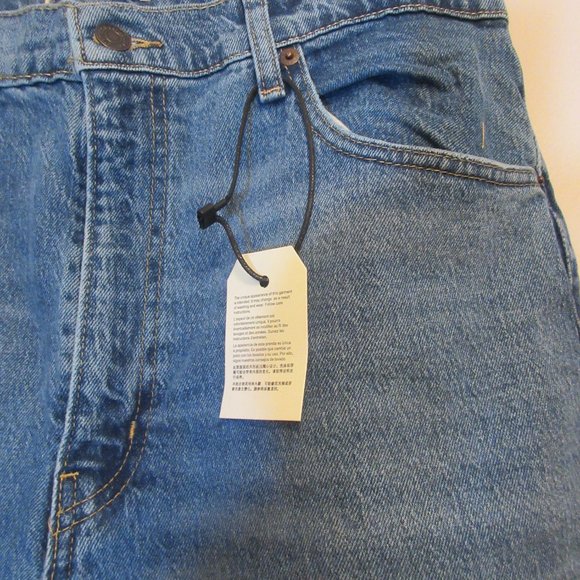 NWT  Levi Strauss & Co. San Francisco  Men's Straight Fit Jeans 32x29 - Picture 2 of 12